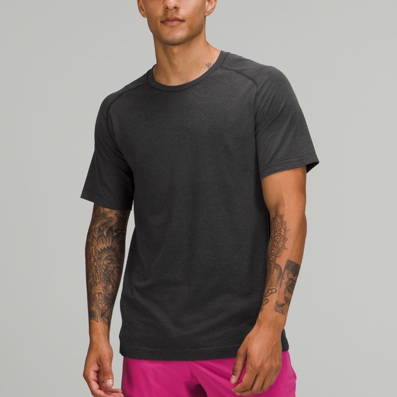 lululemon athletica Other - Lululemon Metal Vent Tech t-shirt